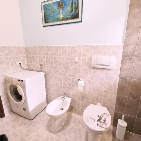 Collemare Vacanze Apartamento *
